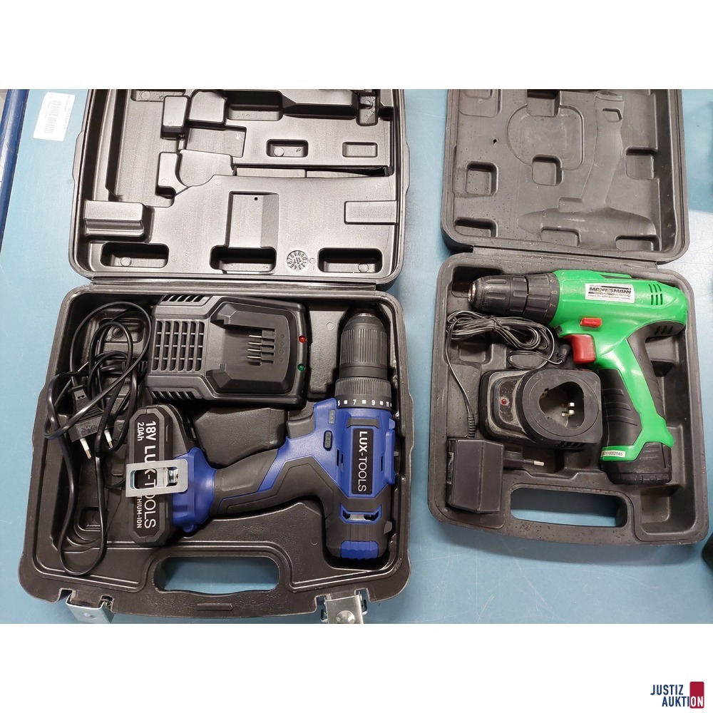 Akkubohrschrauber der Marke Lux-Tools u&period;a&period;