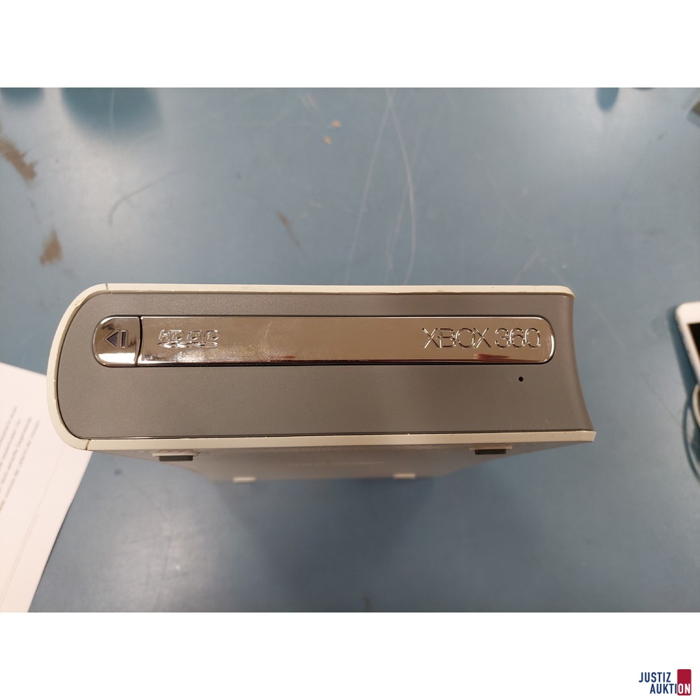 Xbox 360 - X809507-006 gebraucht/Gebrauchsspuren vorhanden