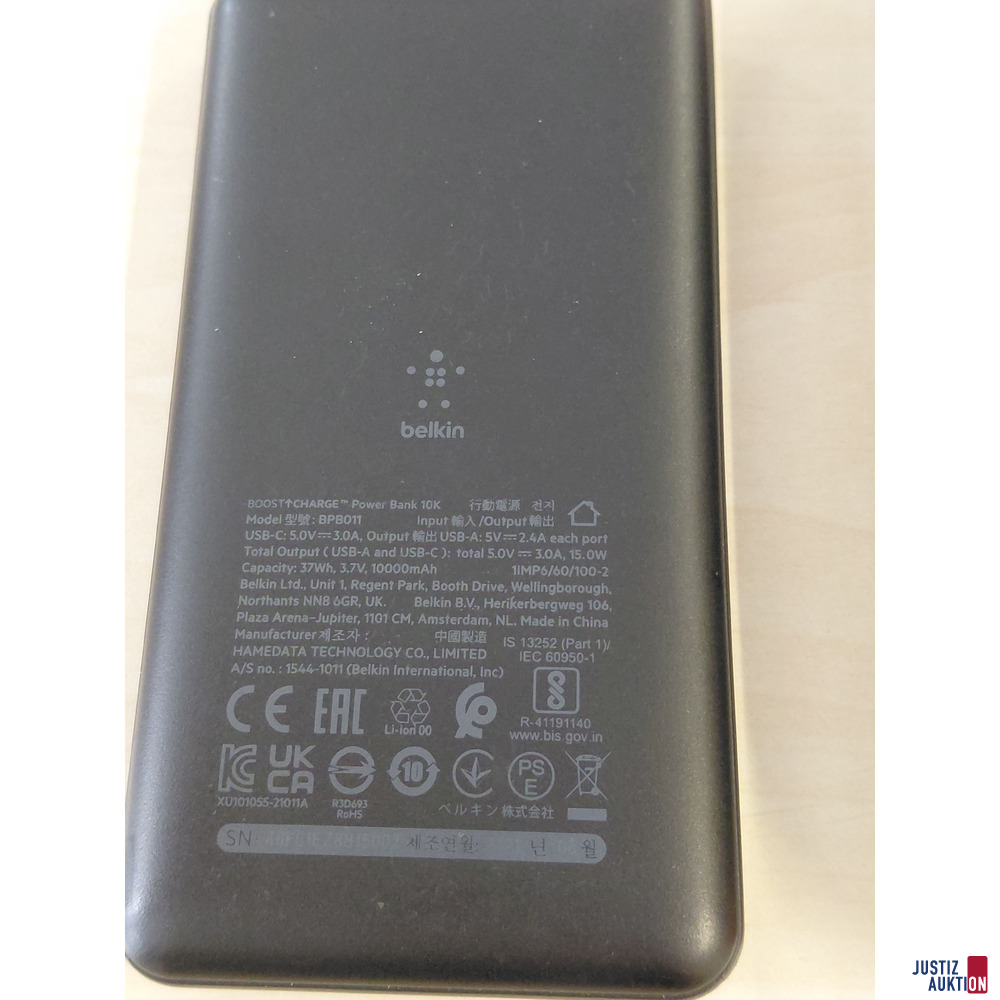 1 Belkin Boost Charge Power Bank 10K u&period;a&period;