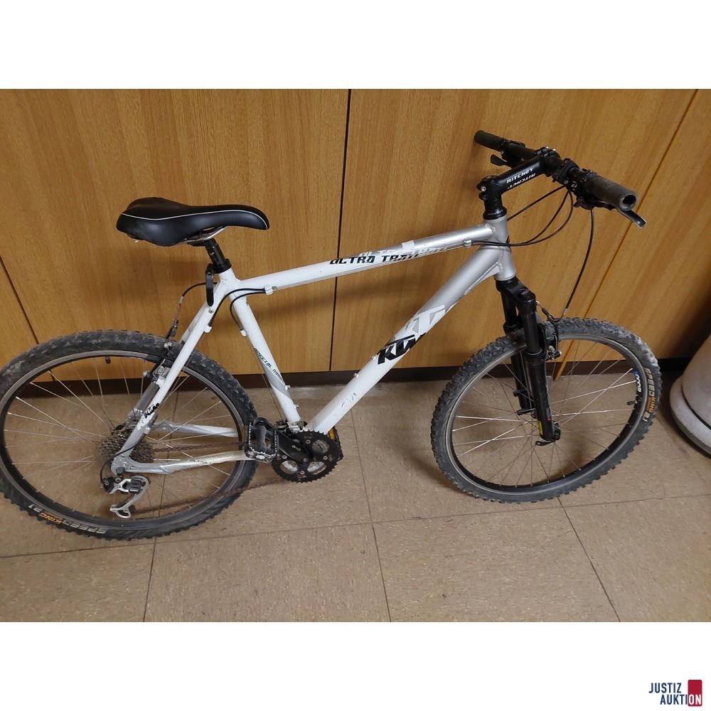 Fahrrad der Marke KTM - Ultra Trail - SPECIZIL MODEL