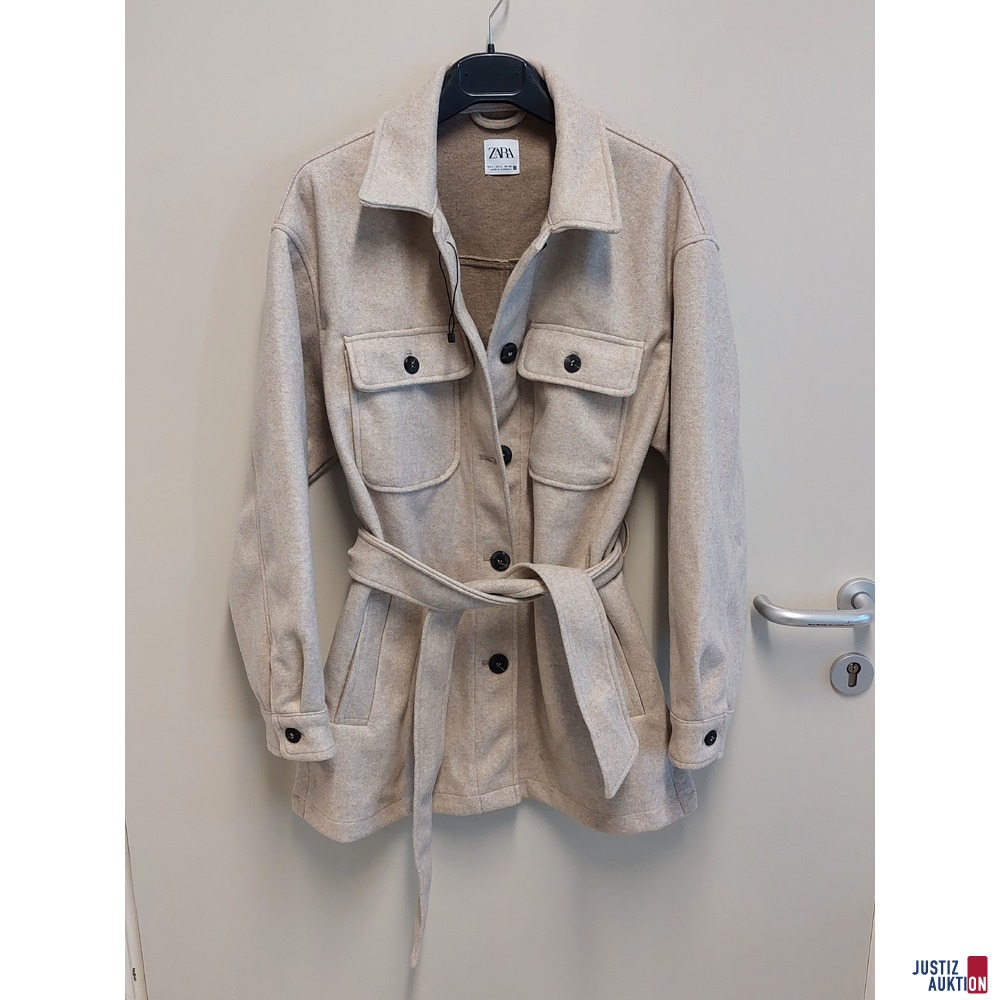 Stoffjacke der Marke ZARA Gr. L NEU