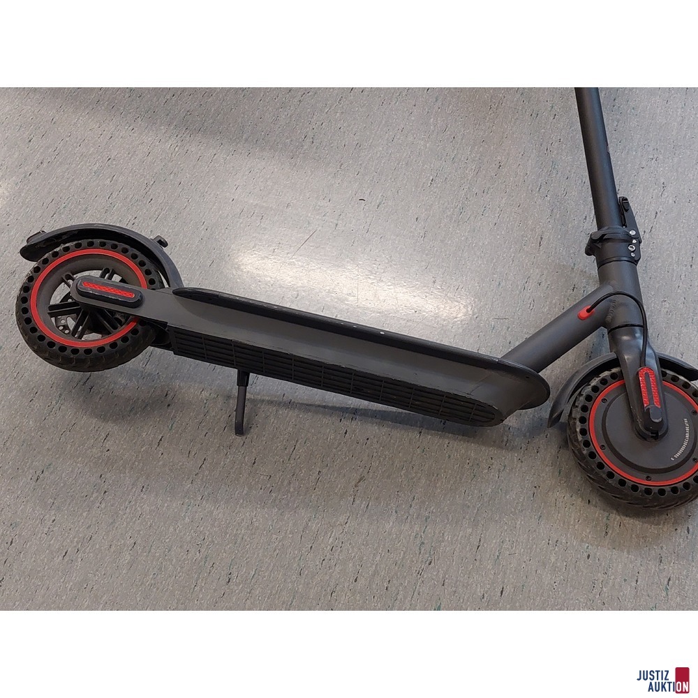 E-Scooter Model&colon; H7 Production Date 202304 QNH7JLTKHH2304