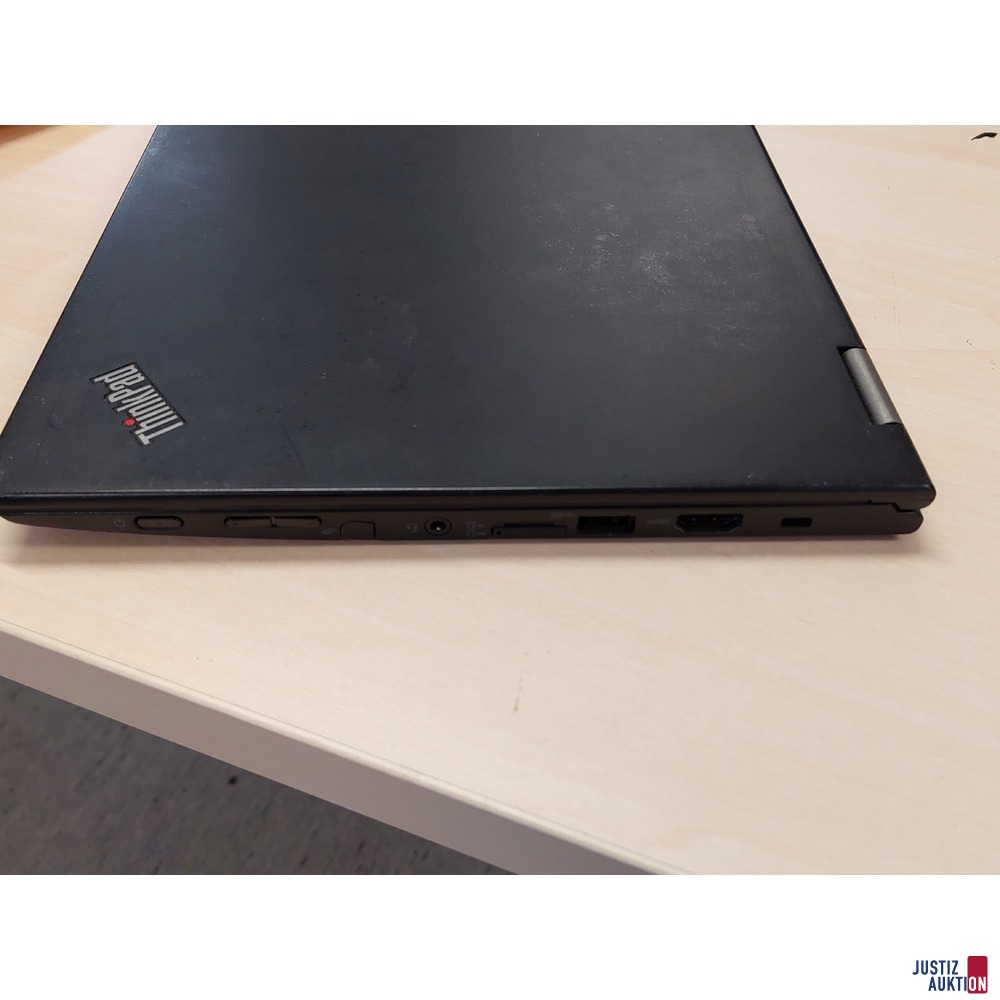Think Pad der Marke Lenovo Model&colon; Yoga 260