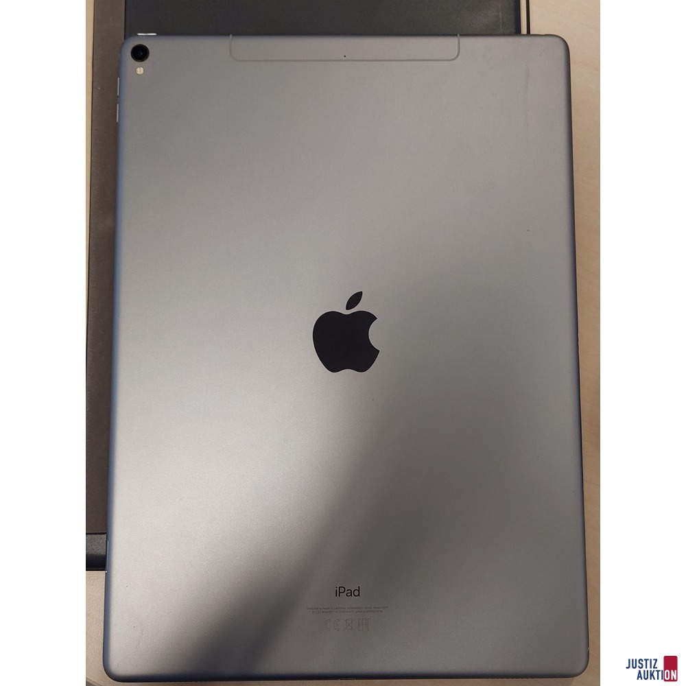 iPad der Marke Apple A-1671