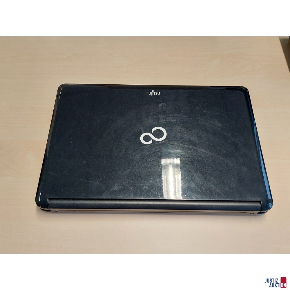 Laptop der Marke FUJITSU Lifebook A Series Model: AH530