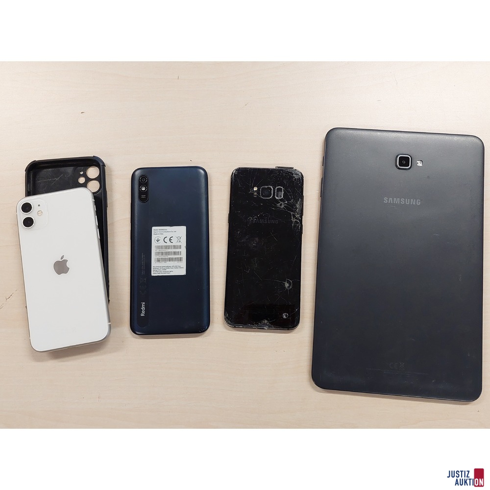 Handy der Marke Apple iPhone 11 u&period;a&period;