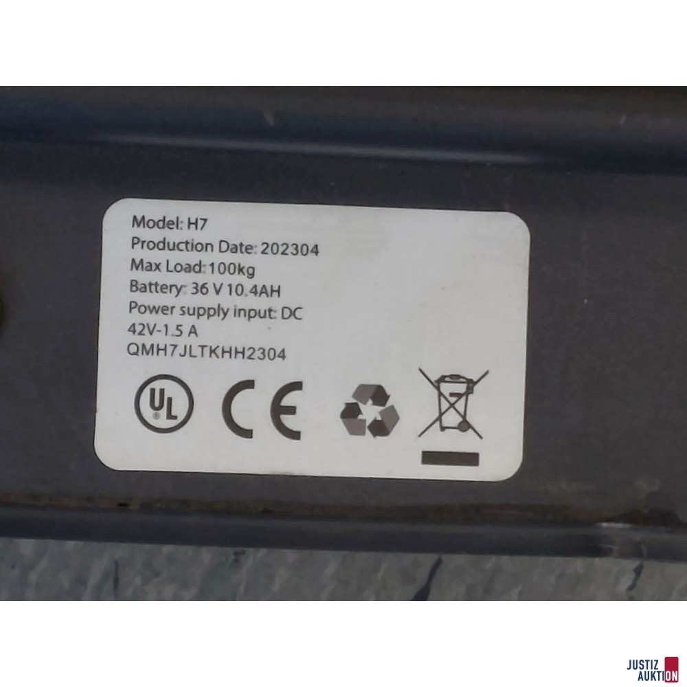 E-Scooter Model&colon; H7 Production Date 202304 QNH7JLTKHH2304