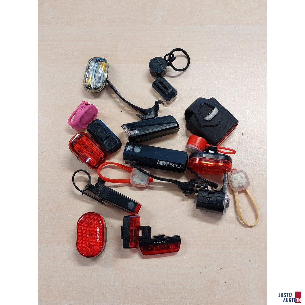 Konvolut bestehend aus diversen Fahrradlichtern