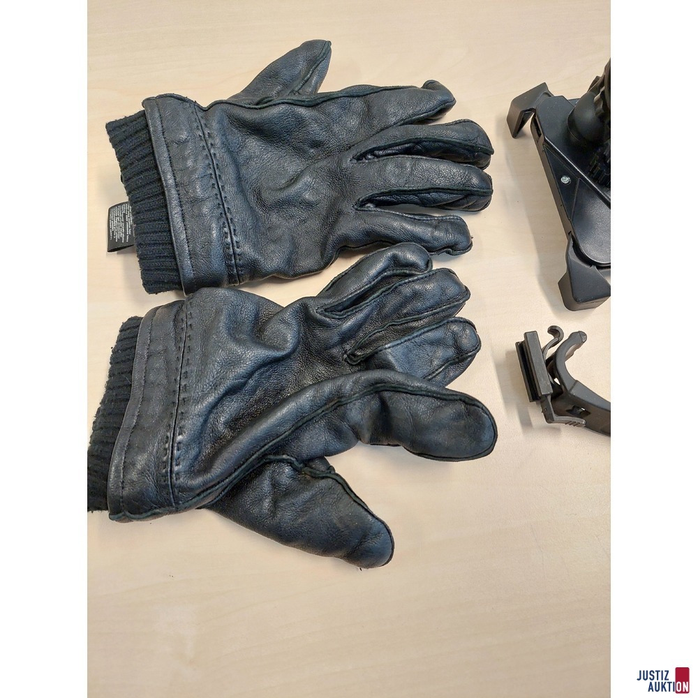 2 Handyhalterungen u&period;a&period;