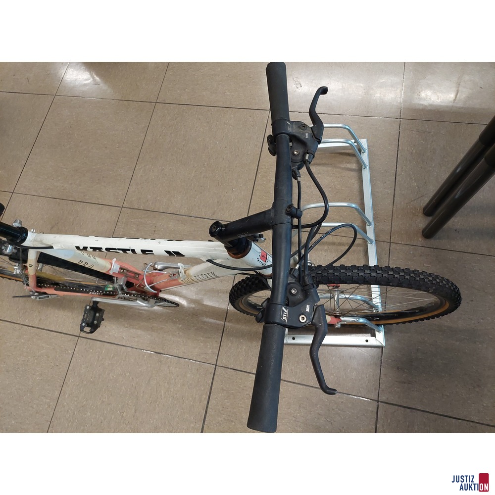 Fahrrad der Marke Kästle Tour Extrem Pro