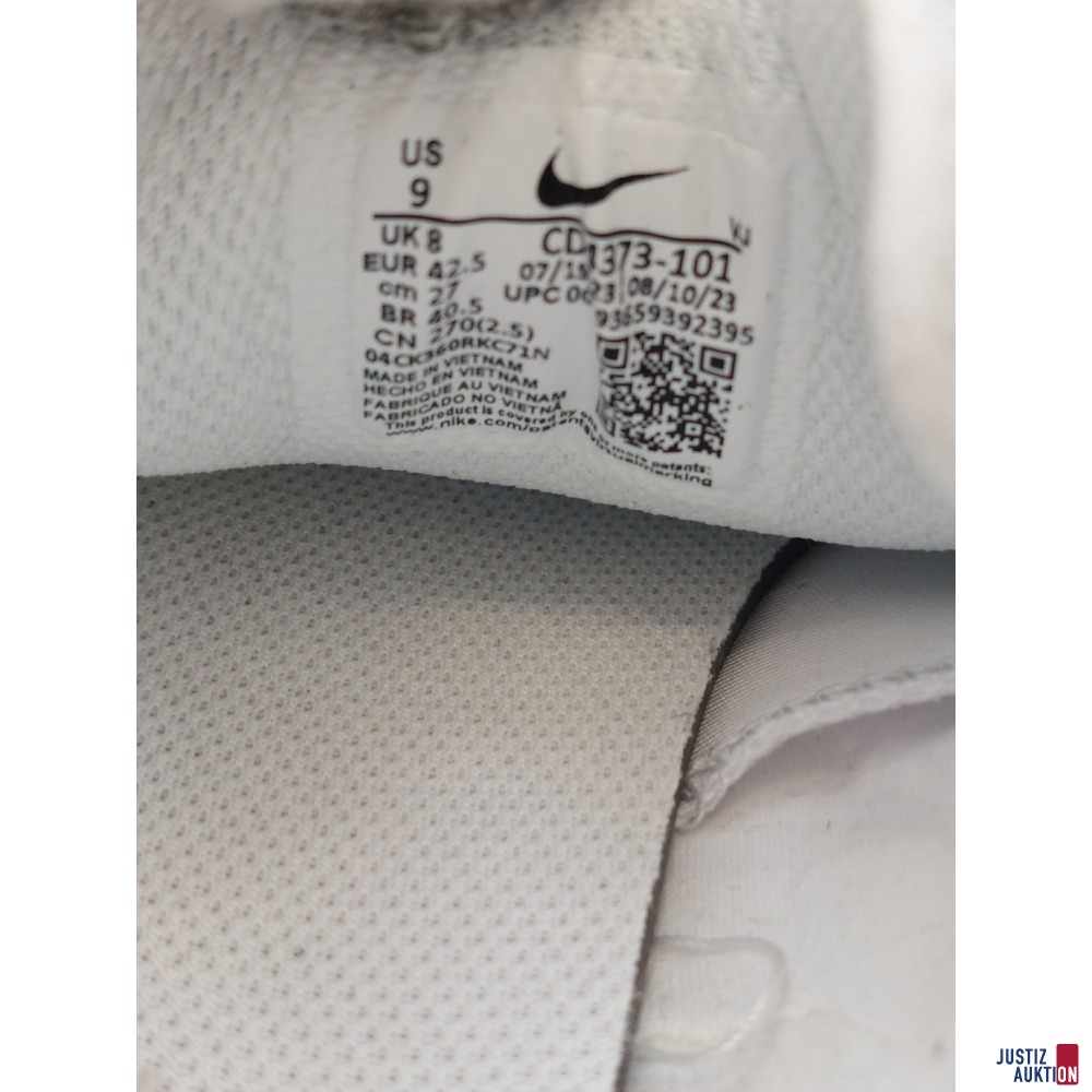 1 Paar Sneaker der Marke Nike D&sol;MS&sol;X Gr&ouml;&szlig;e 42&comma;5 leichte Tragespuren vorhanden