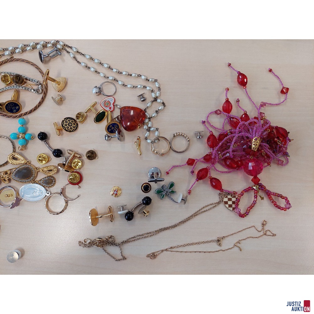 Konvolut an diversen Modeschmuck