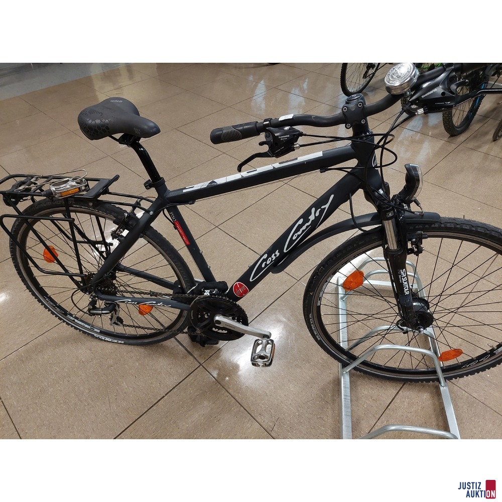 Fahrrad der Marke Cross Country Drive