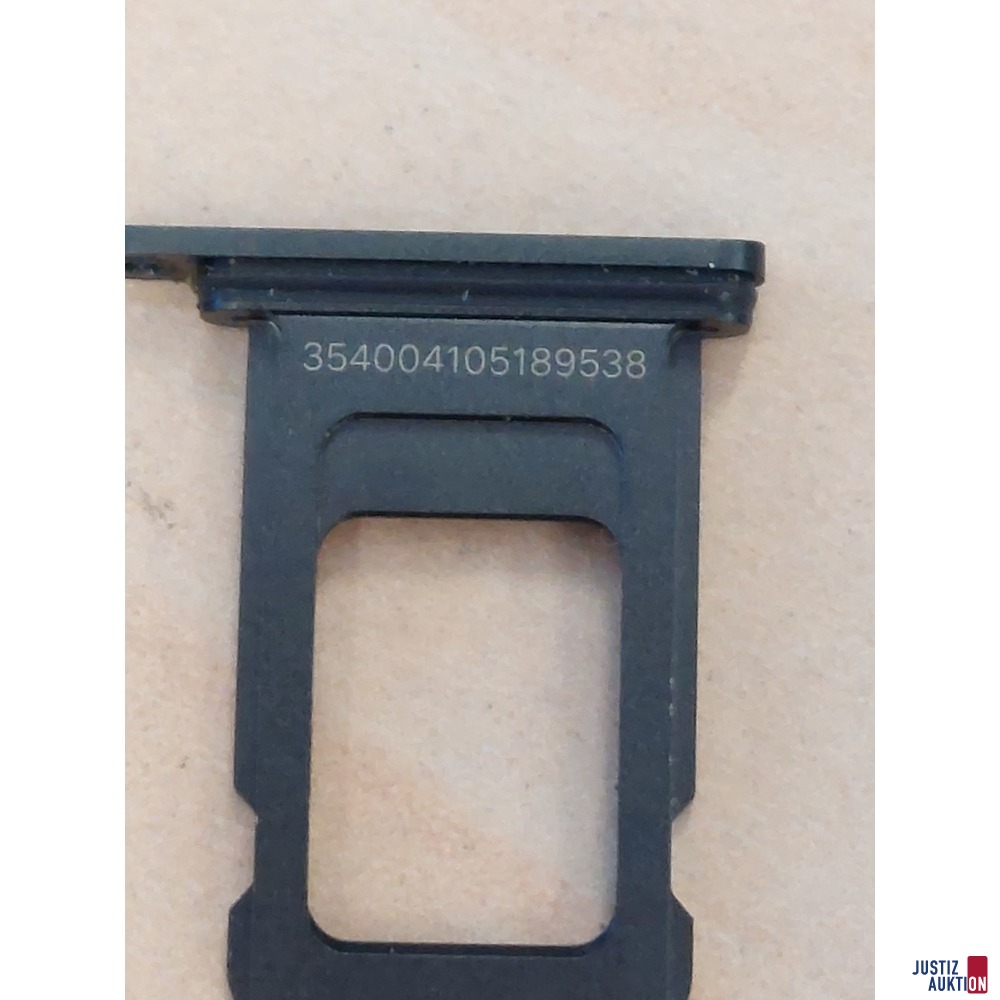 Handy der Marke Apple iPhone 11