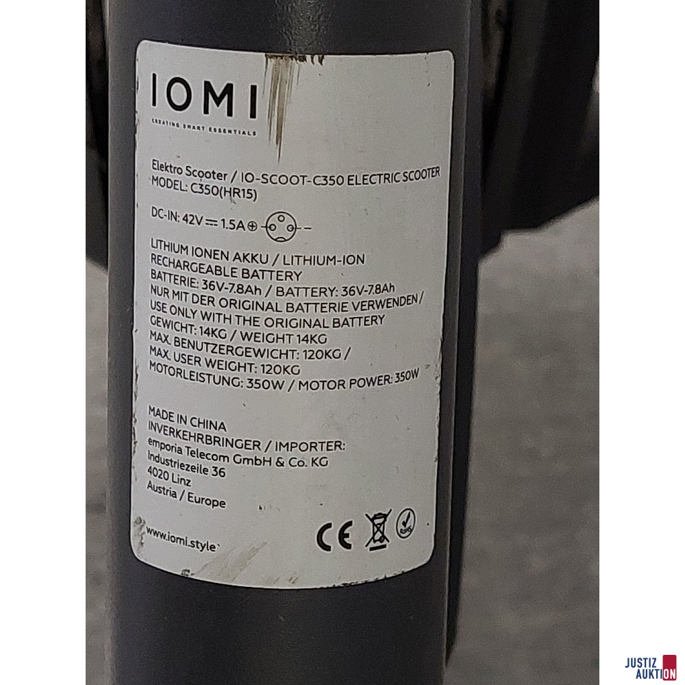 E-Scooter der Marke IOMI IO-SCOOT-C350