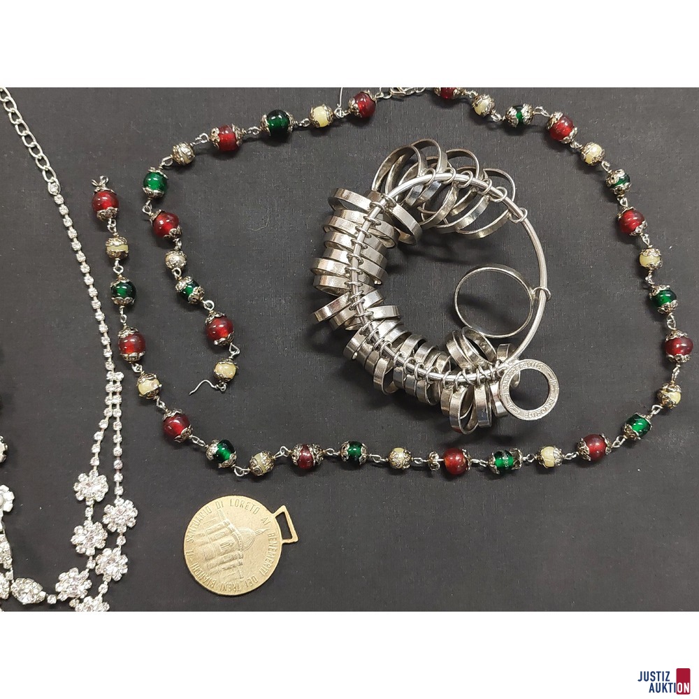 Konvolut aus Modeschmuck unedel