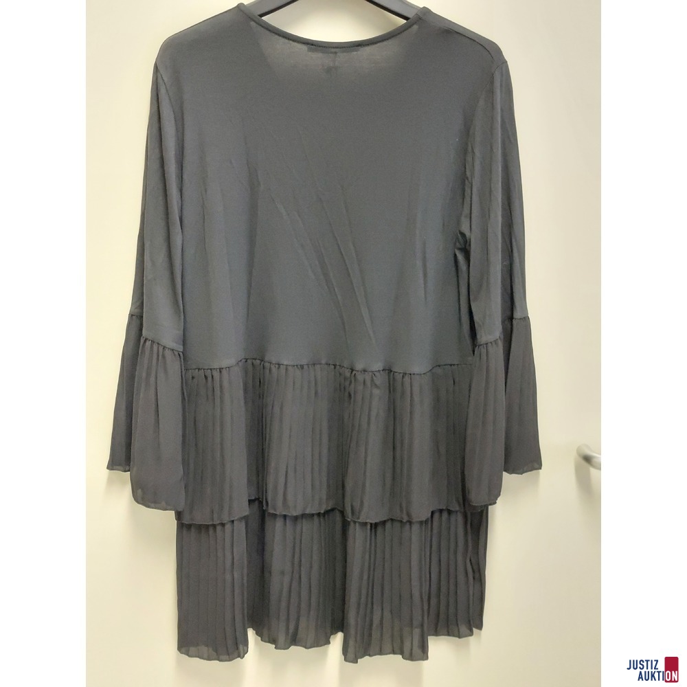 2 Damenblusen der Marke BLF Atelier Bleifrei 1x Größe S 1x Größe M NEU