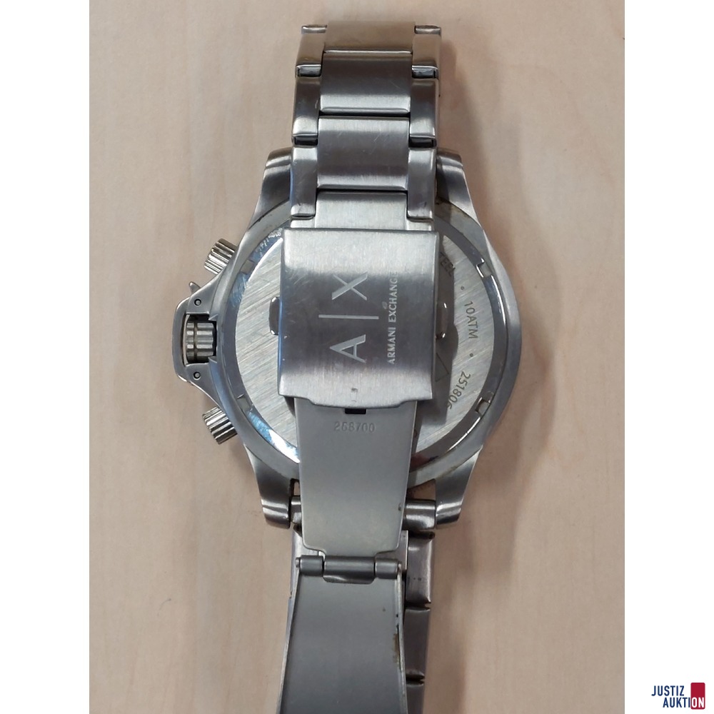 Herrenarmbanduhr der Marke Armani Exchange