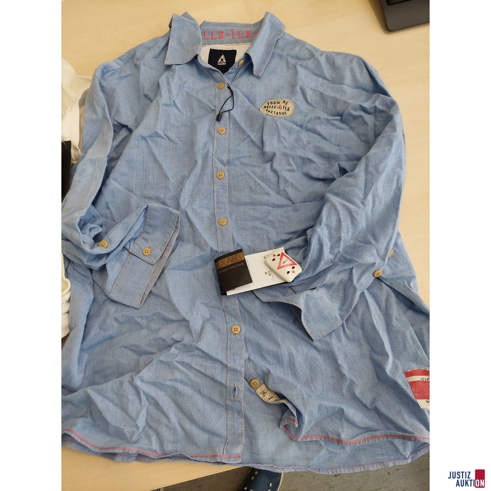 Poloshirt der Marke Ralph Lauren Größe XL u.a.