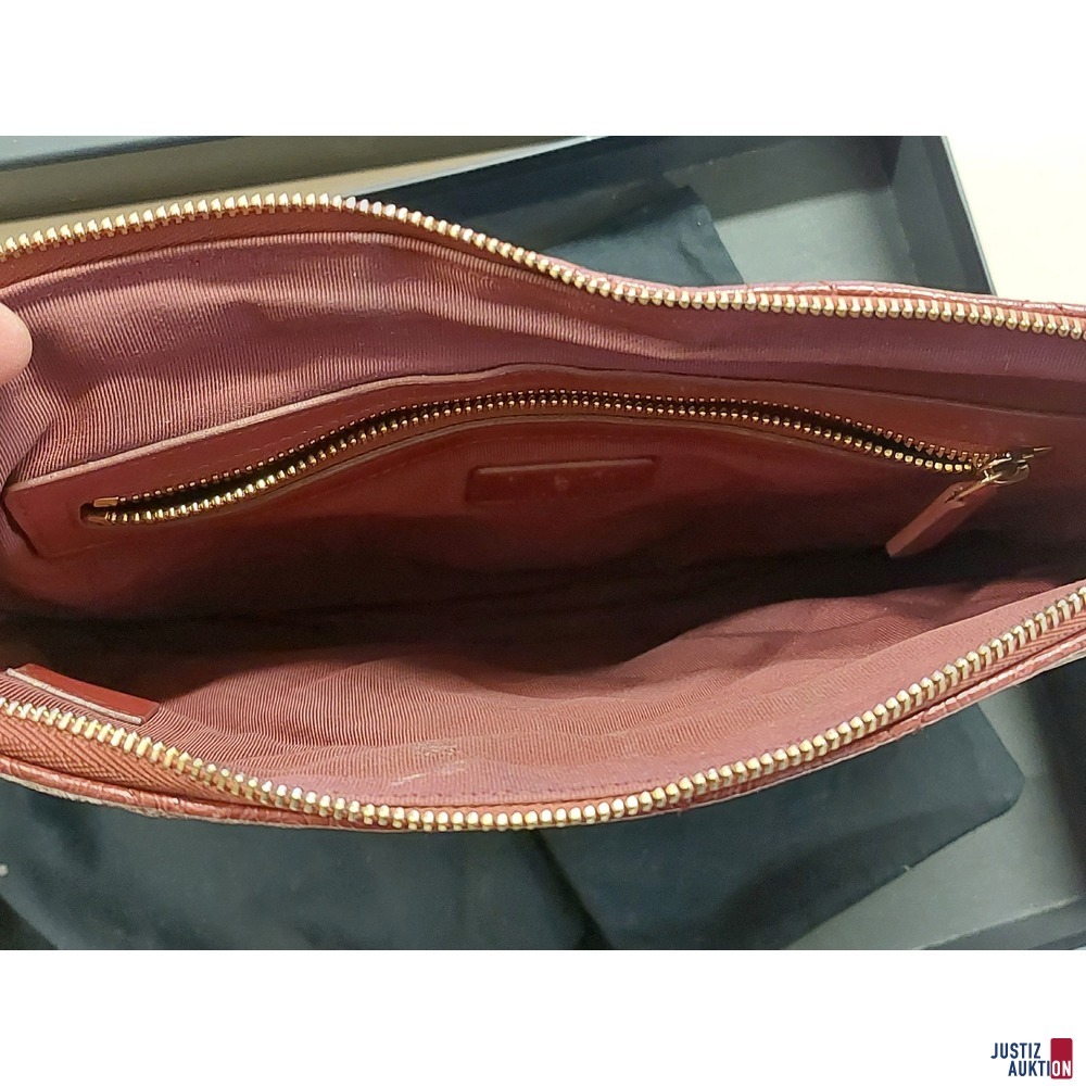 Chanel Schminktasche weinrot