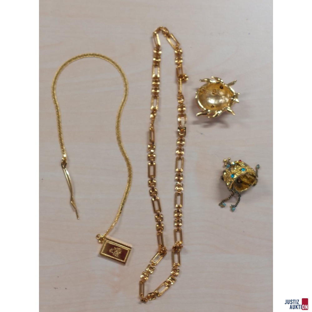 Konvolut an diversen Modeschmuck