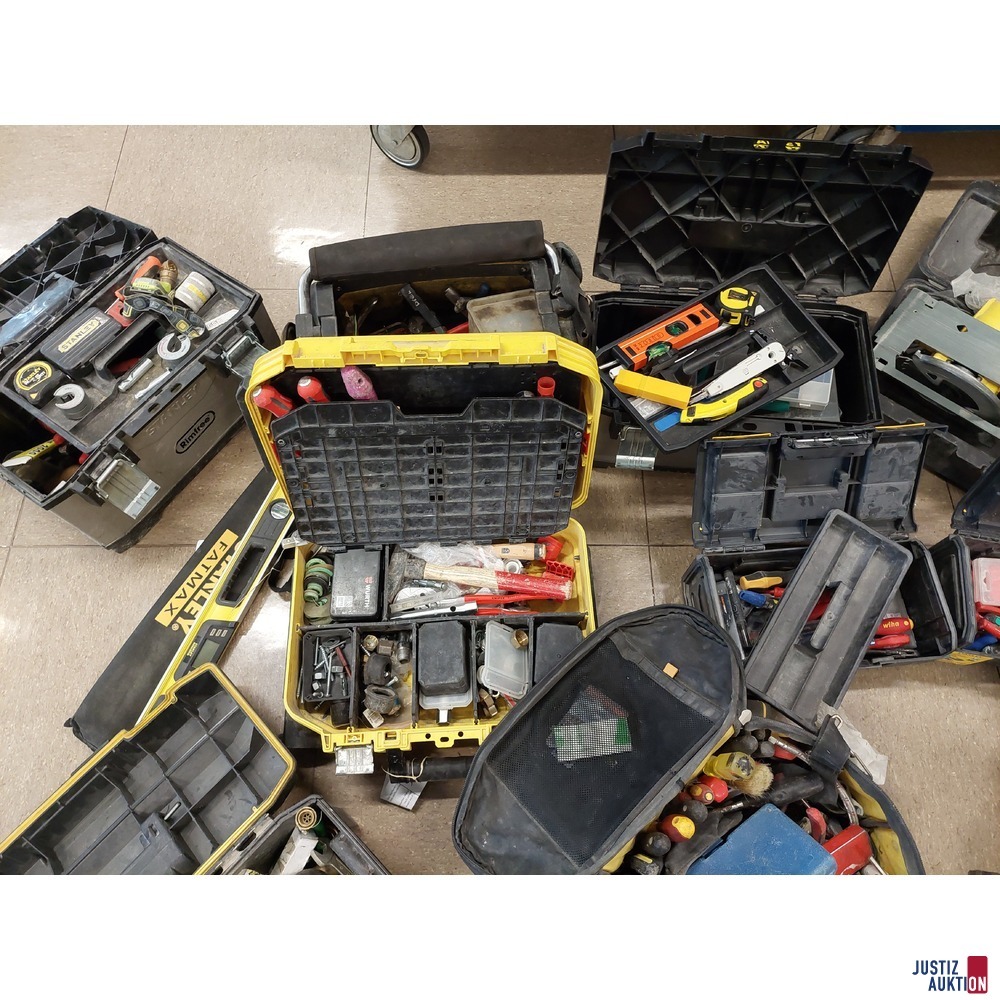 Konvolut an - Werkzeugboxen&comma; Werkzeugtaschen u&period;a&period;