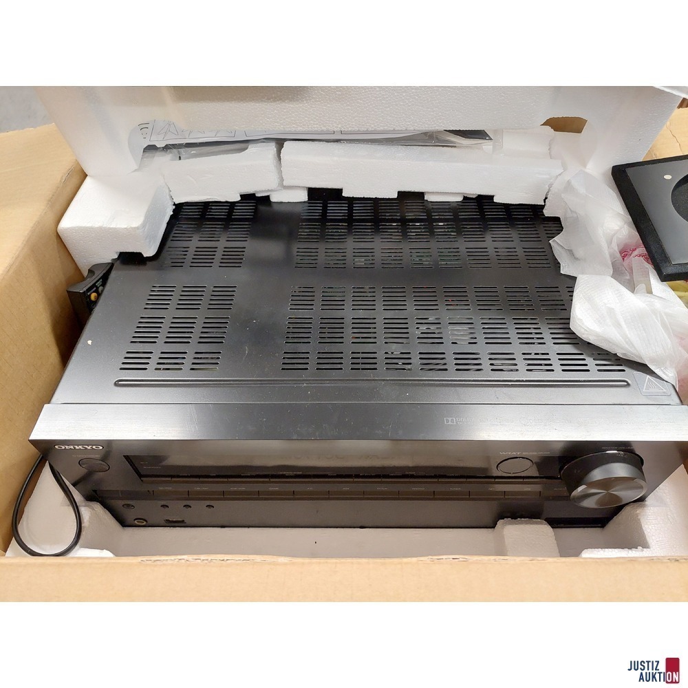 Soundbar der Marke Sony HT-XT1 u.a.