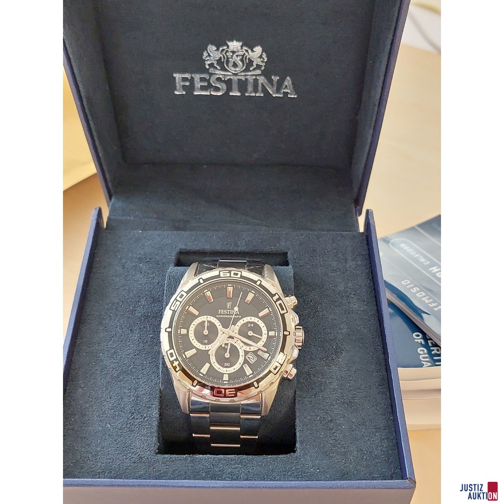 Herrenarmbanduhr der Marke Festina
