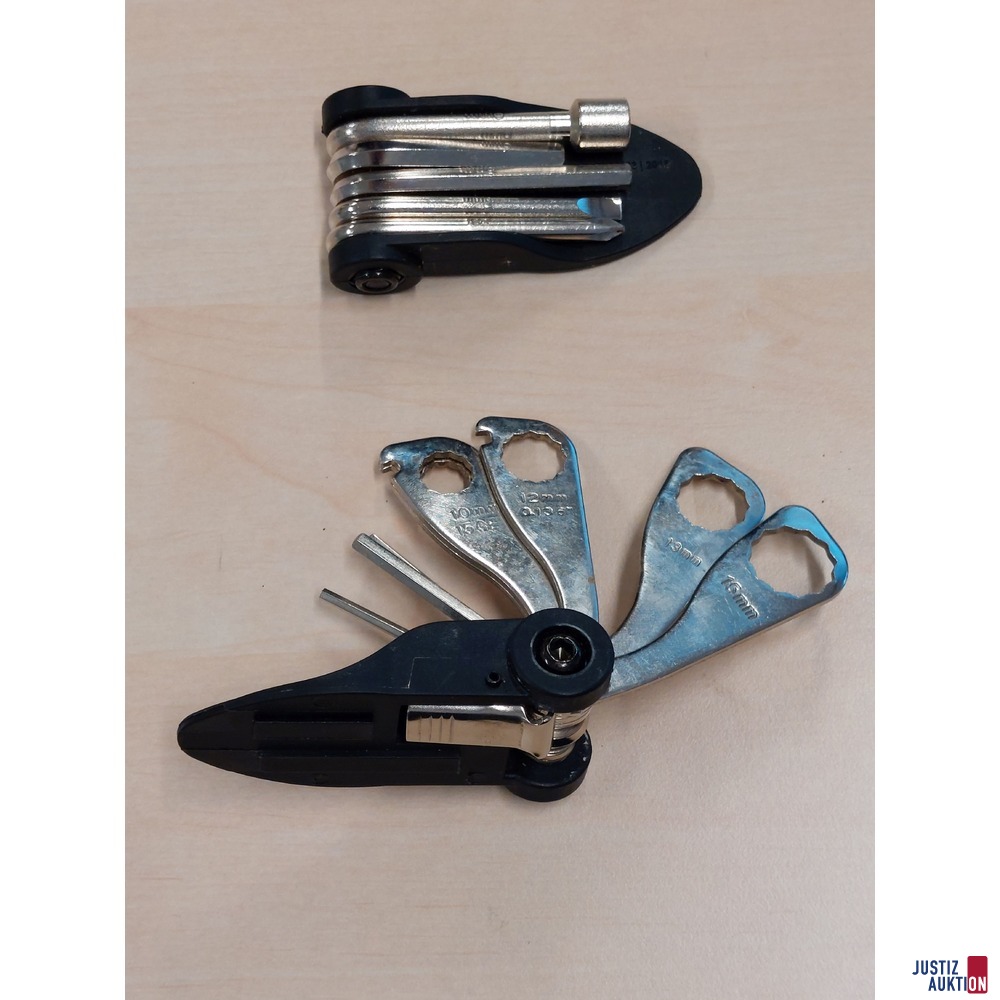 Fahrradmultifunktionswerkzeuge der Marke Monz und Crivit