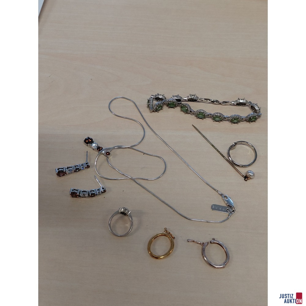 Konvolut an Goldschmuck 585 &permil; punziert