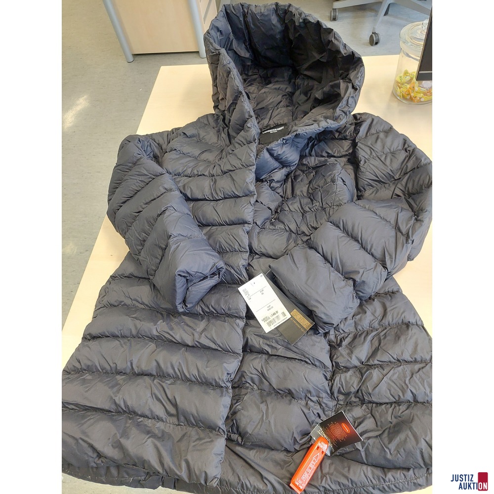 Damendaunenjacke der Marke Lawrence Grey Größe 40
