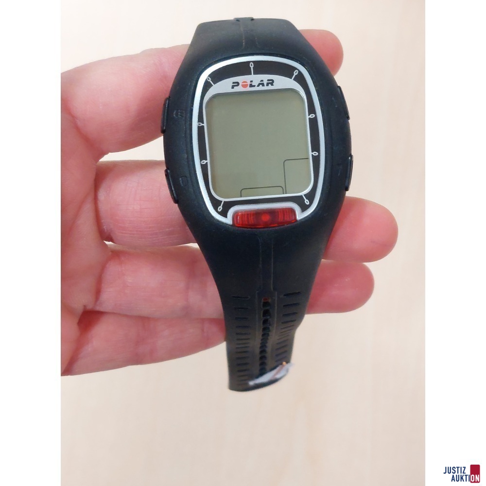 Herrenarmbanduhr der Marke Polar RS 100 gebraucht/Gebrauchsspuren vorhanden
