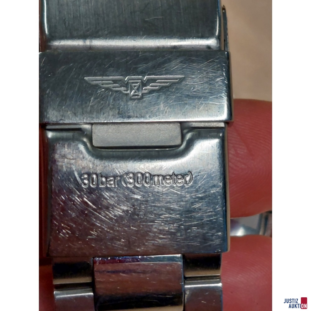 Herrenarmbanduhr der Marke Longines