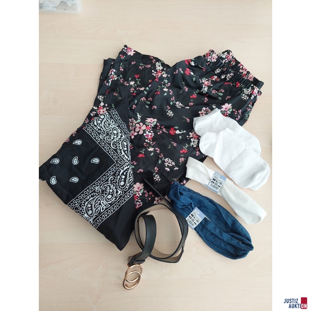 Diverse Bekleidung