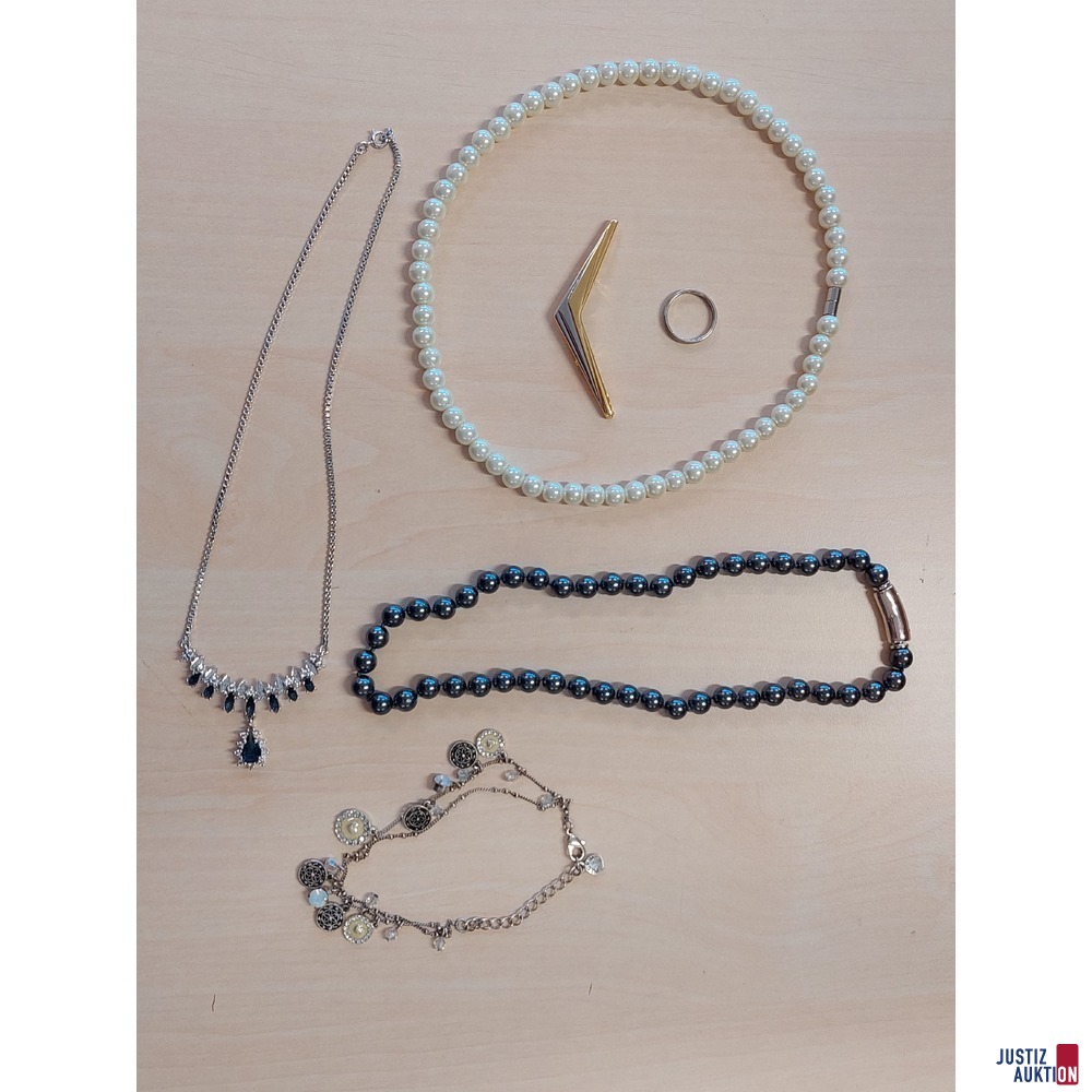 Diverser Modeschmuck