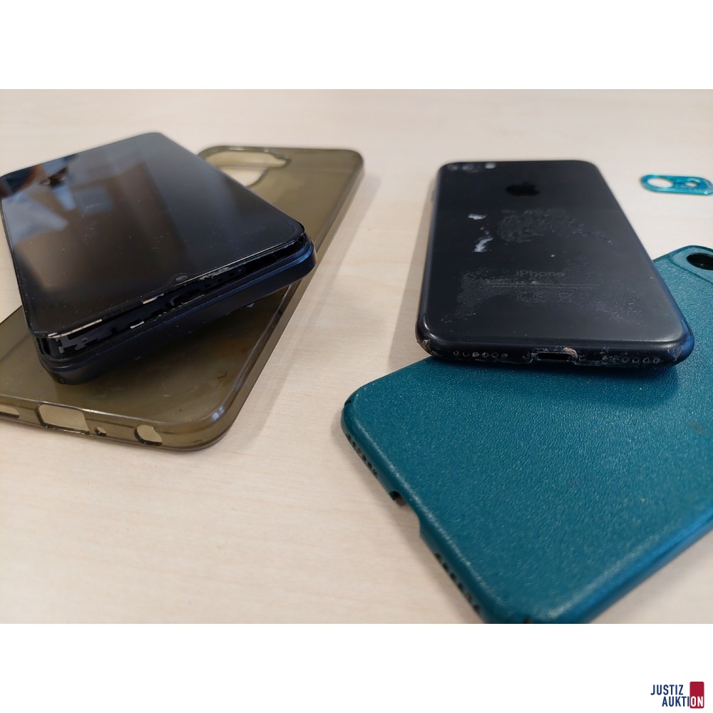 Handy der Marke Apple iPhone 7 Model&colon; A1778 u&period;a&period;