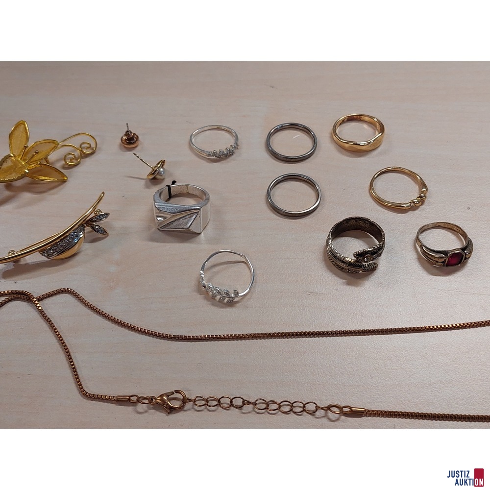 Konvolut silber- und goldfarbener Modeschmuck gebraucht