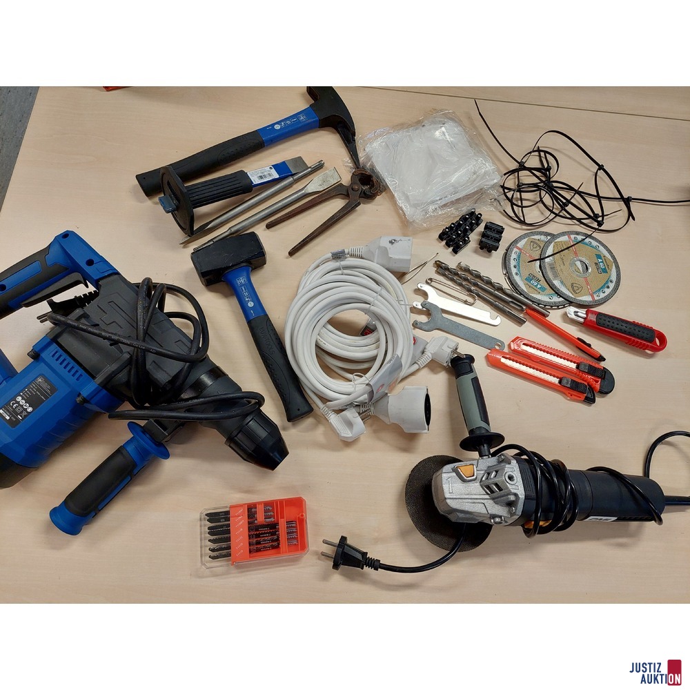 Konvolut bestehend aus diversem Werkzeug