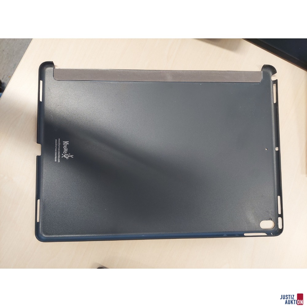 iPad der Marke Apple A-1671