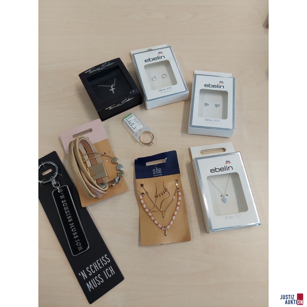 Diverser Modeschmuck