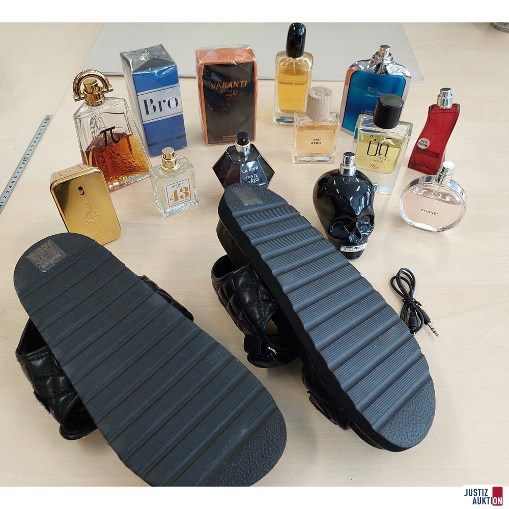 1 Paar Sandalen der Marke Amisu Gr&ouml;&szlig;e 39 u&period;a&period;