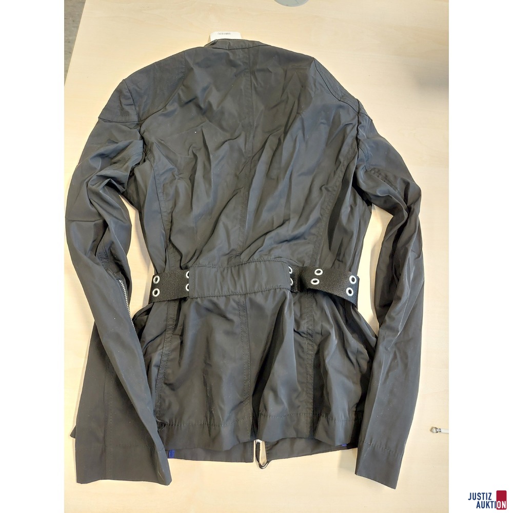 Jacke der Marke Laurel Jeans Gr&ouml;&szlig;e 36 neuwertig