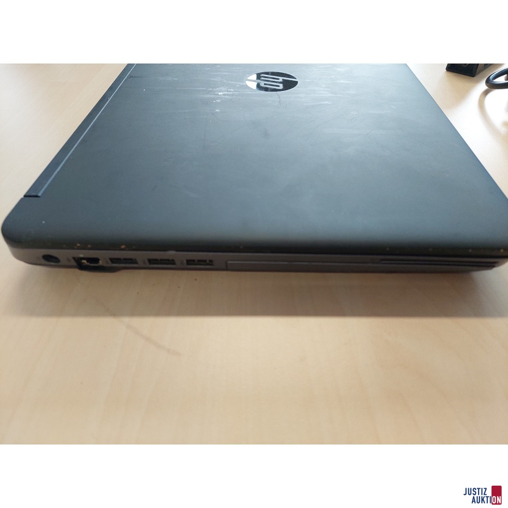 Laptop der Marke HP ProBook u.a.