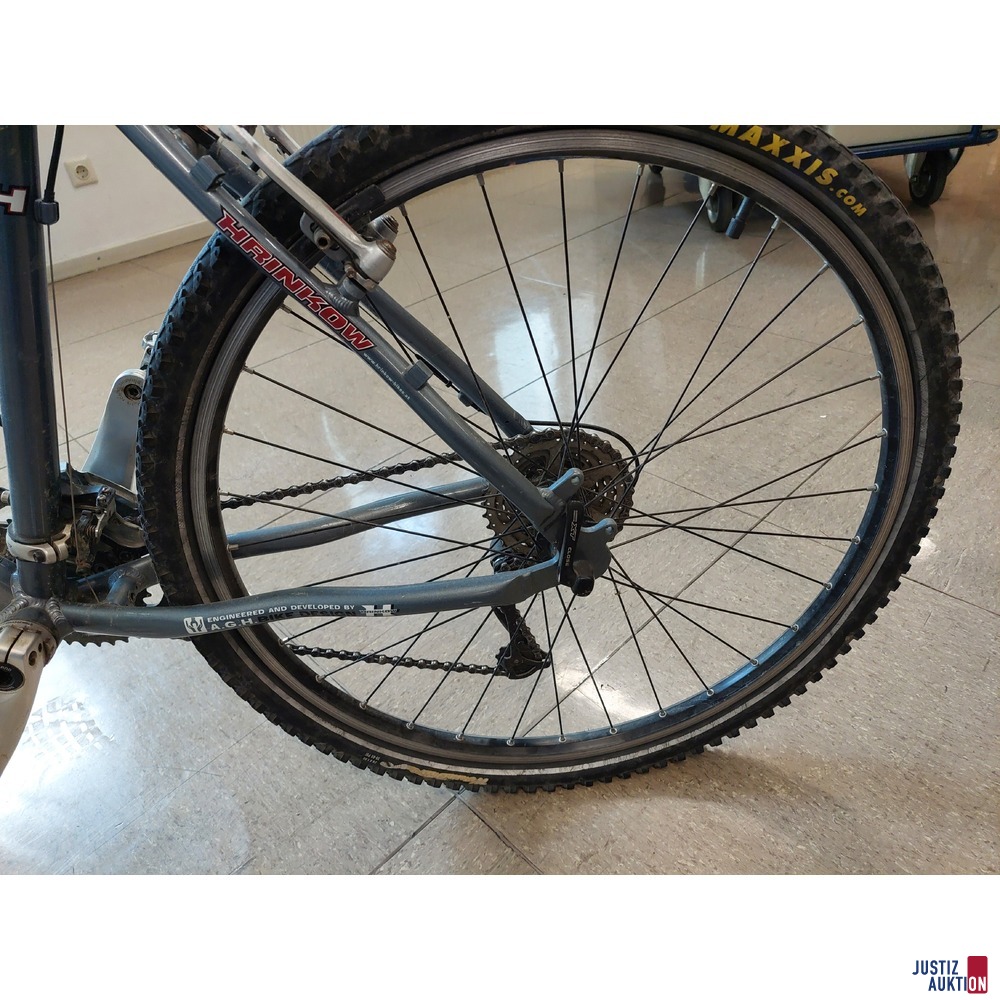 Mountainbike der Marke Hrinkow Ultimate XT