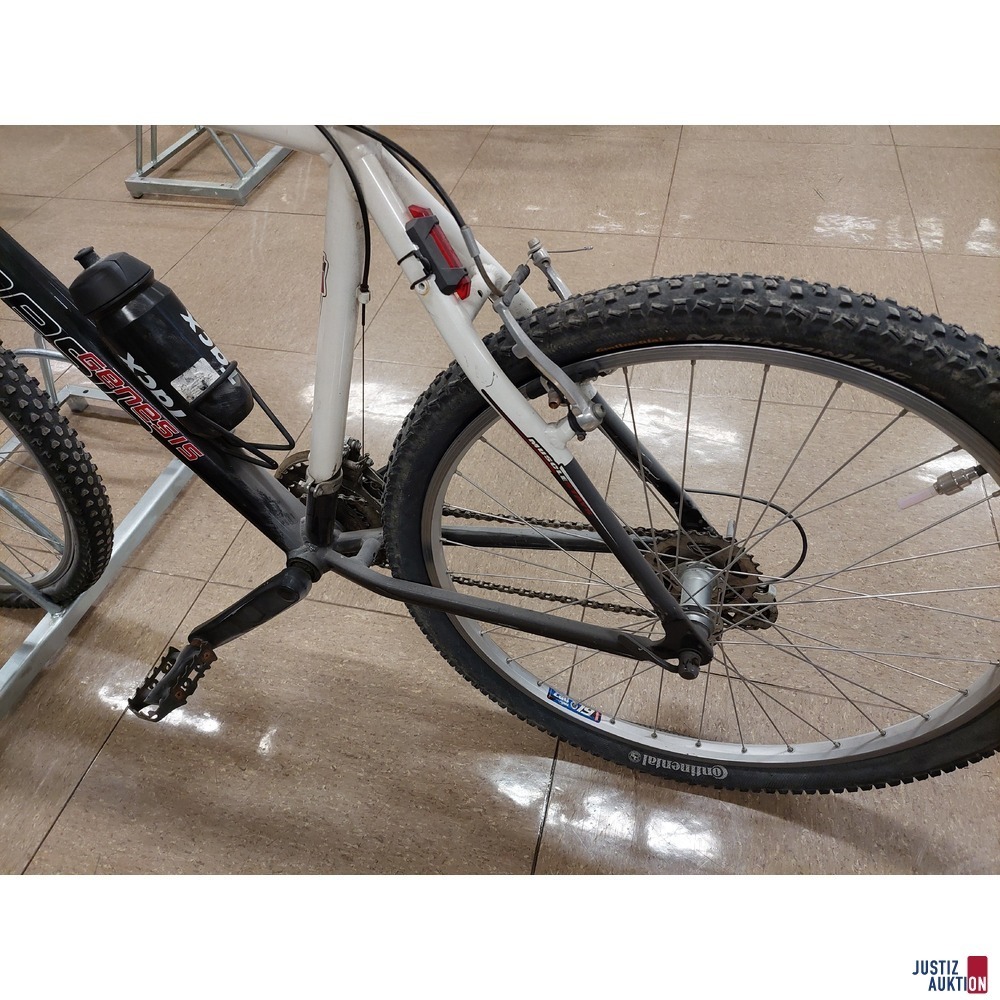 Fahrrad der Marke Genesis Sigma Alu 7005