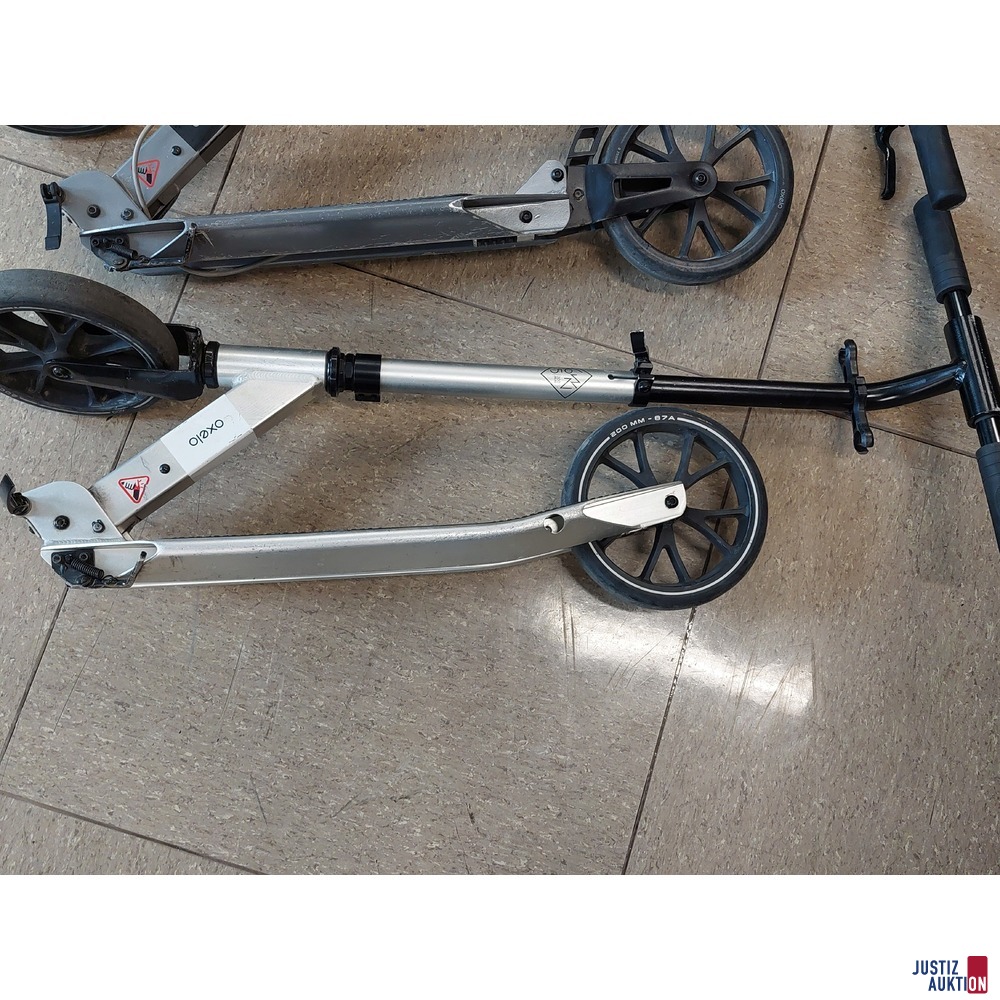 Konvolut an Tretroller der Marke Crane, Muuwmi, Oxelo