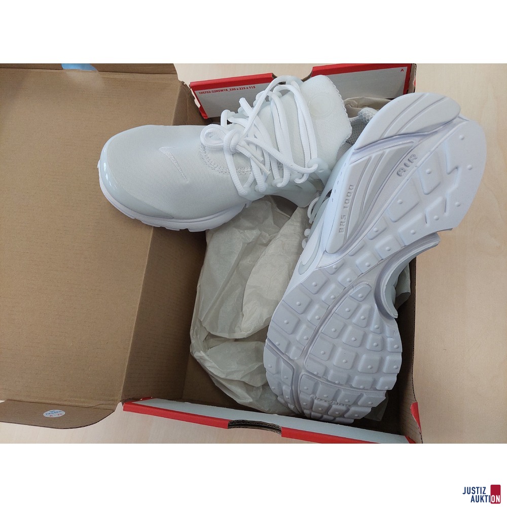 1 Paar Sneaker der Marke Nike Air Presto Gr&ouml;&szlig;e 42&comma;5