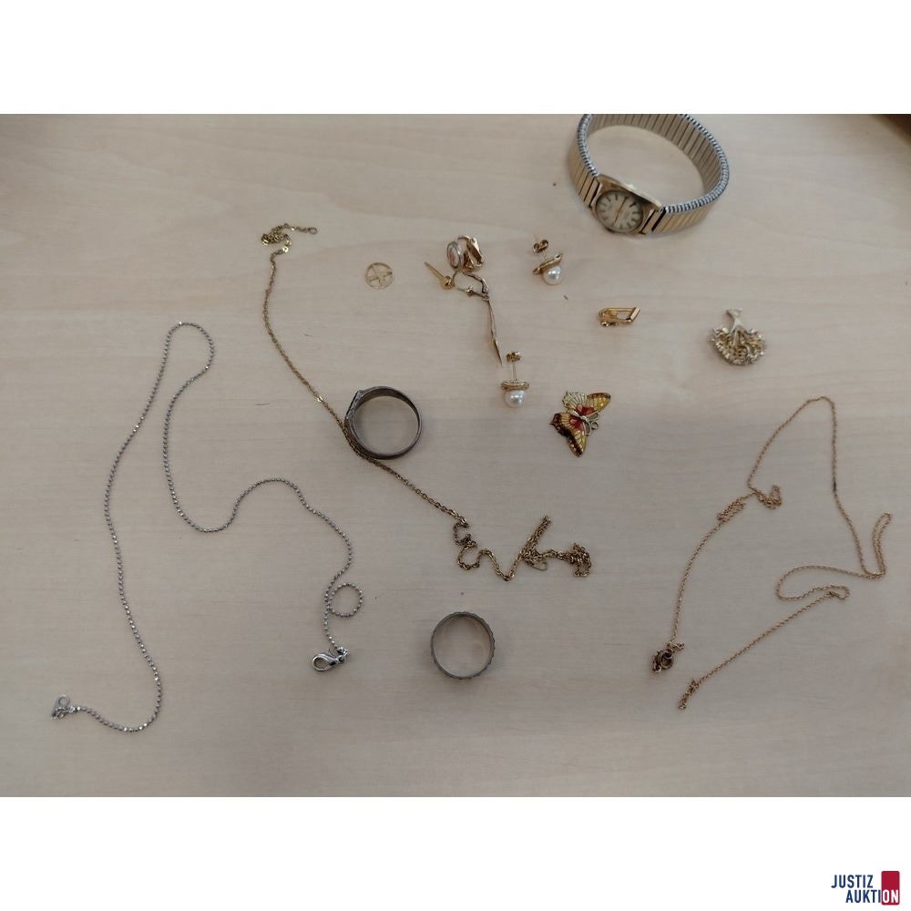 Konvolut an Modeschmuck