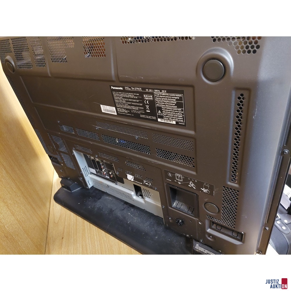 Flachbildfernseher der Marke Panasonic gebraucht/Gebrauchsspuren vorhanden