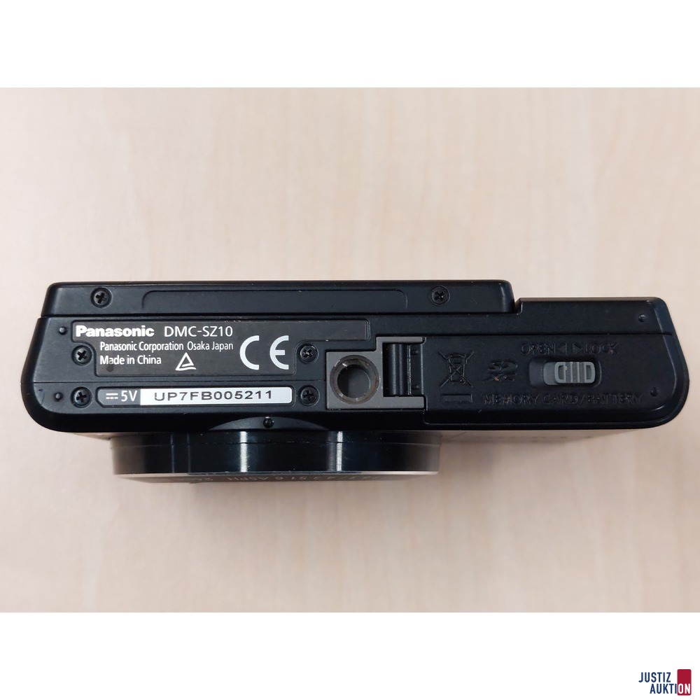 Digitalkamera der Marke Panasonic Lumix DMC-SZ10